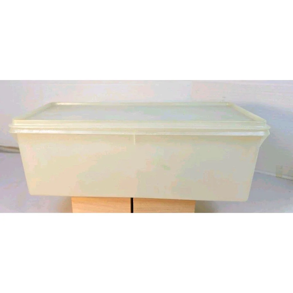 Vintage Tupperware Large Bread Keeper Storage Container Vintage 1960's